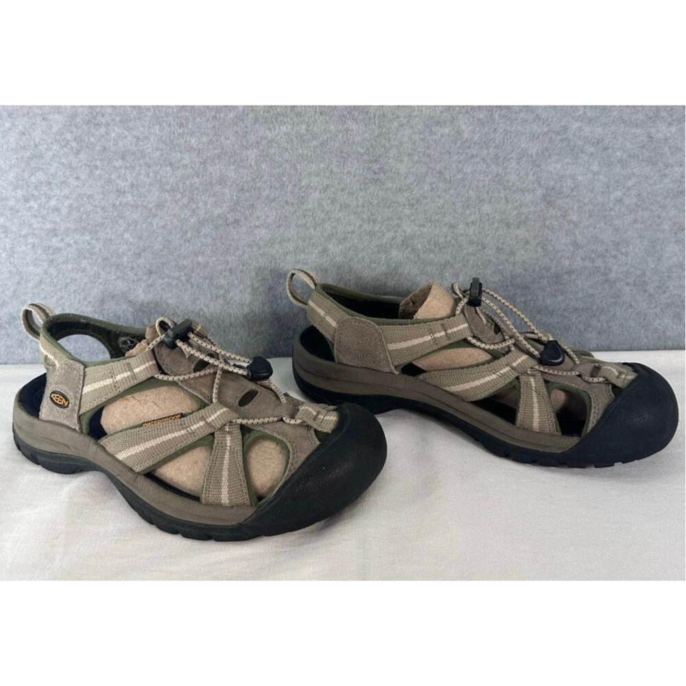 Keen Newport H2 Men's 8 Suede Beige & Green Water Shoes Outdoor Hiking Neutral
